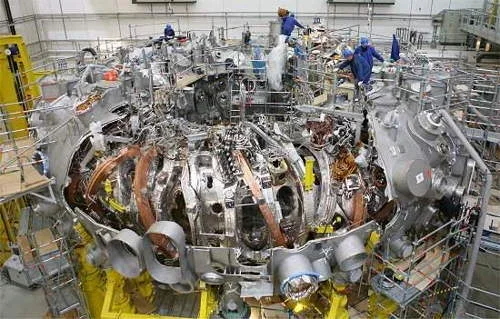 1º ímã de reator de fusão nuclear é apresentado na Itália