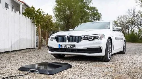 Carregador sem fio com magnetismo para carros elétricos