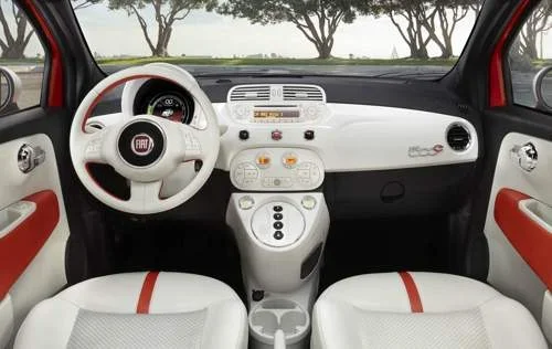 Fiat 500e possui bateria alimentada por ímãs