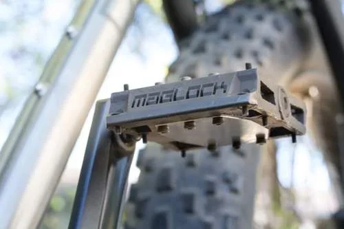 Kickstarter apresenta bike com pedais magnéticos