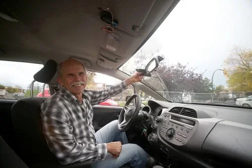 Quebra sol para carros com ímãs