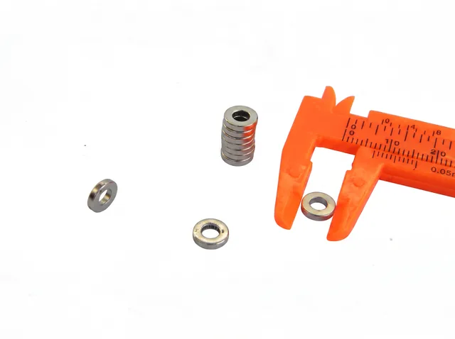 Ímã de neodímio Anel Ø7,5×Ø3,5×1,5 mm